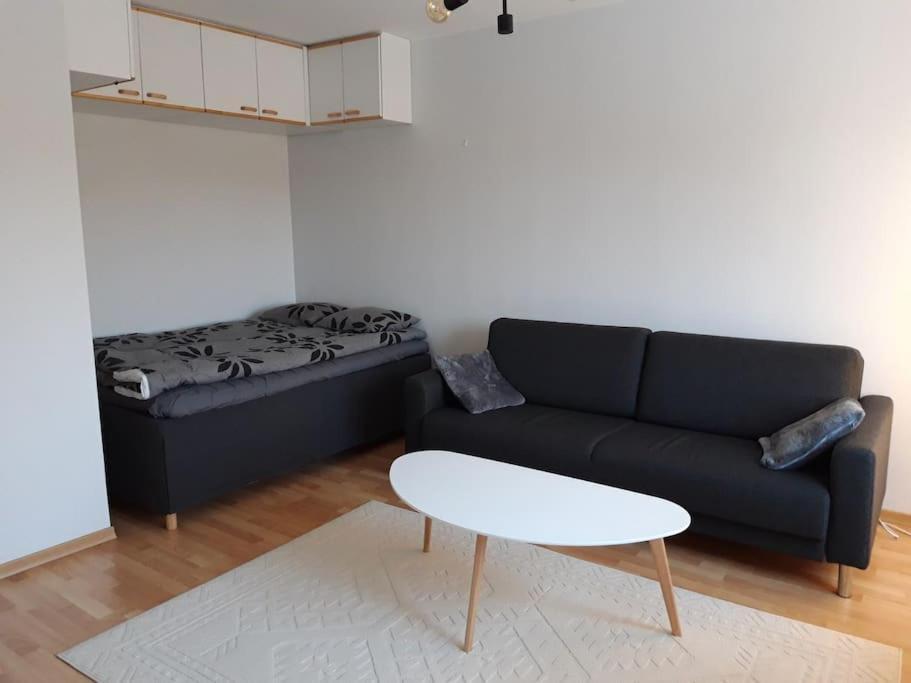 Ferienwohnung Viihtyisae Yksioe Oulun Tuirassa Exterior foto